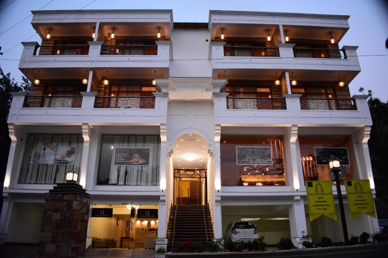 Aaroham The Watergate Hotel Bhīm Tāl Exterior foto